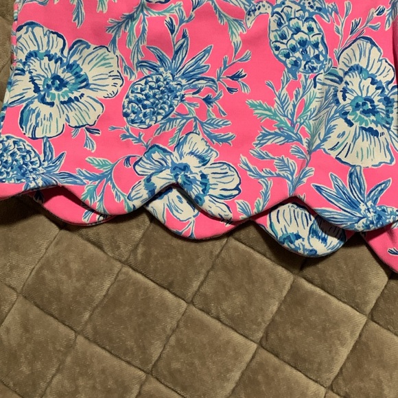 Lilly Pulitzer shorts - Picture 4 of 8